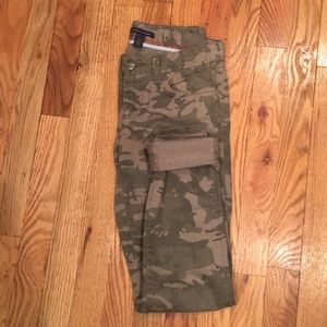 Camouflage Jeans